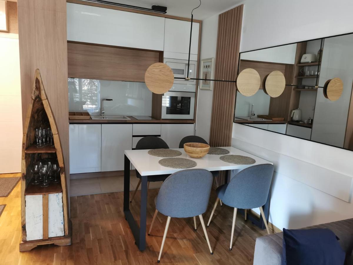 Apartment Ornament Lux วรินรัชกา บานยา ภายนอก รูปภาพ